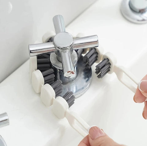 Flexible Cleaning Brush for Gaps & Crevices - with Strong Bristles