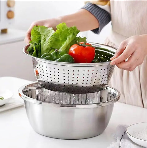 3-Piece Stainless Steel Set – Grater, Strainer & Mixing Bowl