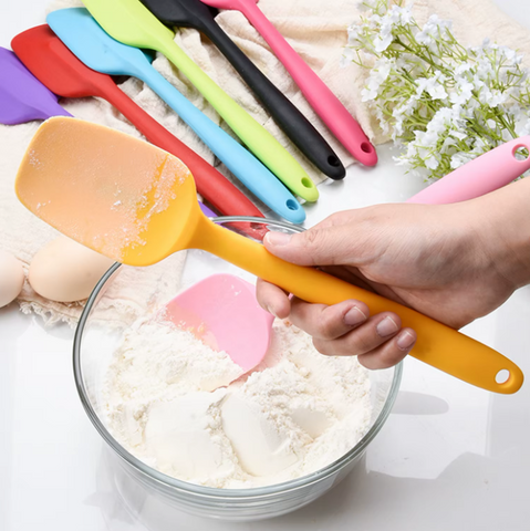 Silicone Spoon – Heat Resistant & Flexible
