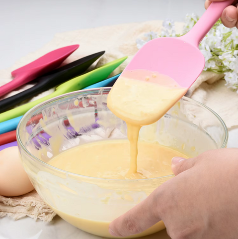 Silicone Spoon – Heat Resistant & Flexible