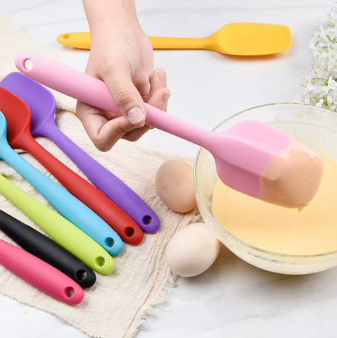 Silicone Spoon – Heat Resistant & Flexible
