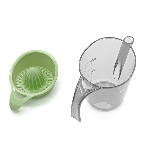 Manual Orange & Lemon Citrus Juicer with Integrated Spout Pitcher