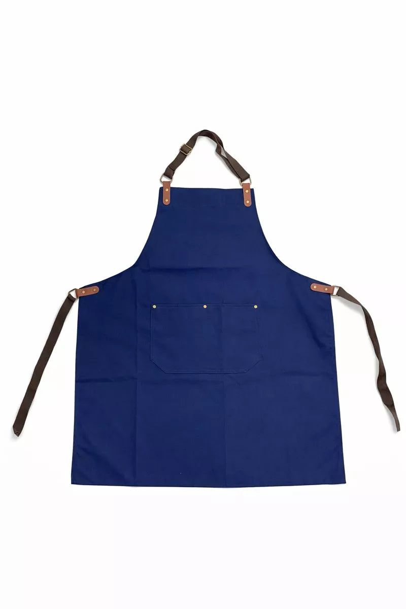 مريلة مطبخ قماش ثقيل لون كحلي بتصميم عملي – Navy heavy-duty fabric kitchen apron with adjustable straps and front pockets