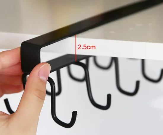 منظم مطبخ معدني مزود بـ 12 خطاف لتوفير الترتيب المثالي – Kitchen Rack with 12 Hooks for Organized Storage