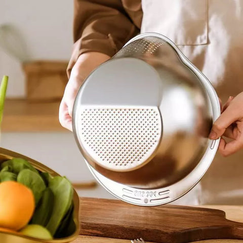 غسيل الأرز داخل بُولة ستانلس ستيل – Washing Rice in Stainless Steel Bowl – استخدام عملي يومي